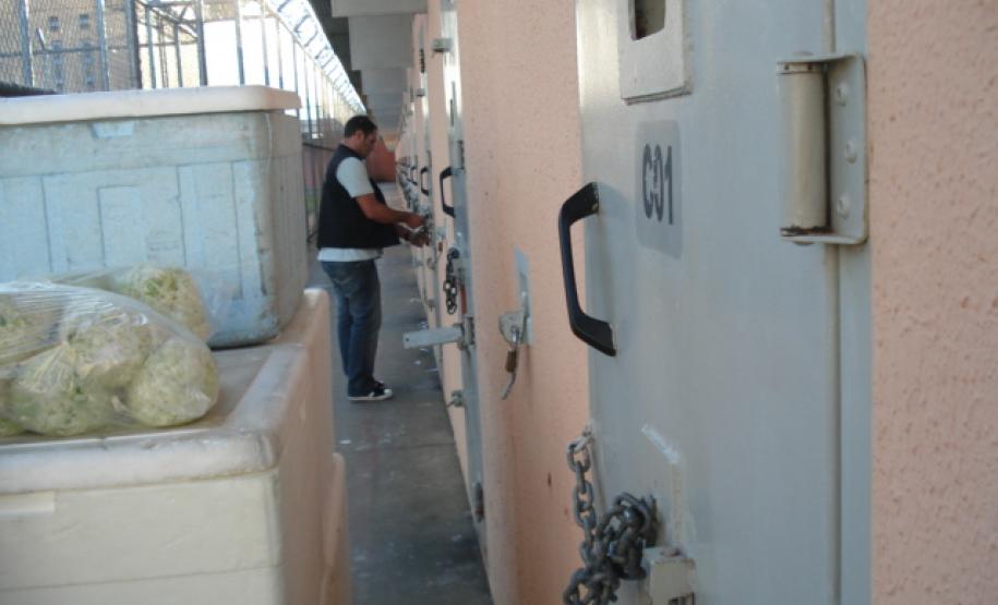 Pregão eletrônico para fornecimento de alimentação a detentos será realizado na próxima semana