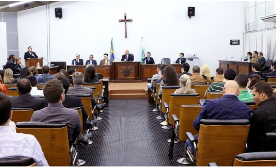 Londrina é a primeira cidade do interior do País a implantar audiência de custódia Londrina é a primeira cidade do interior do País a implantar audiência de custódia