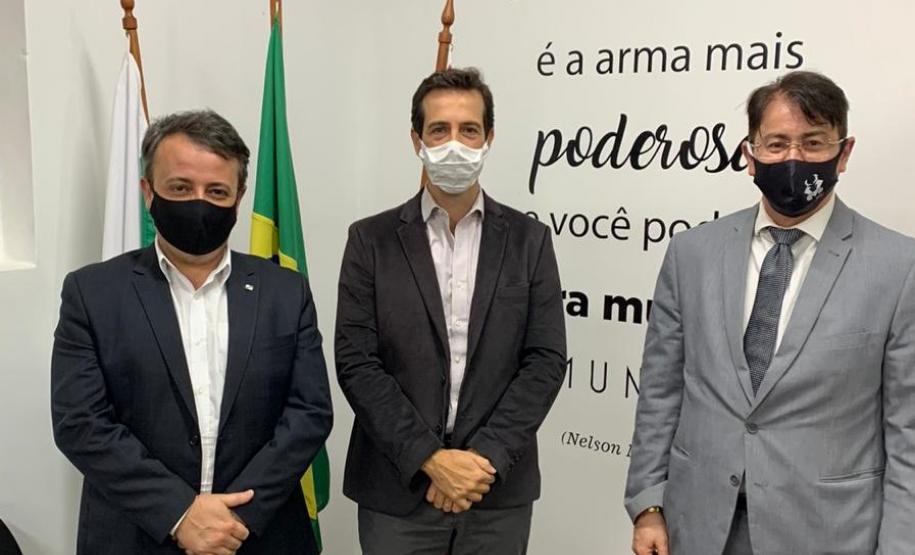 Depen e Secretaria da Educação discutem novas parcerias em reunião