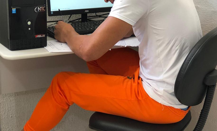 Com Enem, presos de Londrina conseguem vagas em universidades públicas Com Enem, presos de Londrina conseguem vagas em universidades públicas