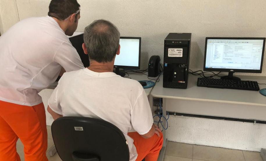 Com Enem, presos de Londrina conseguem vagas em universidades públicas Com Enem, presos de Londrina conseguem vagas em universidades públicas