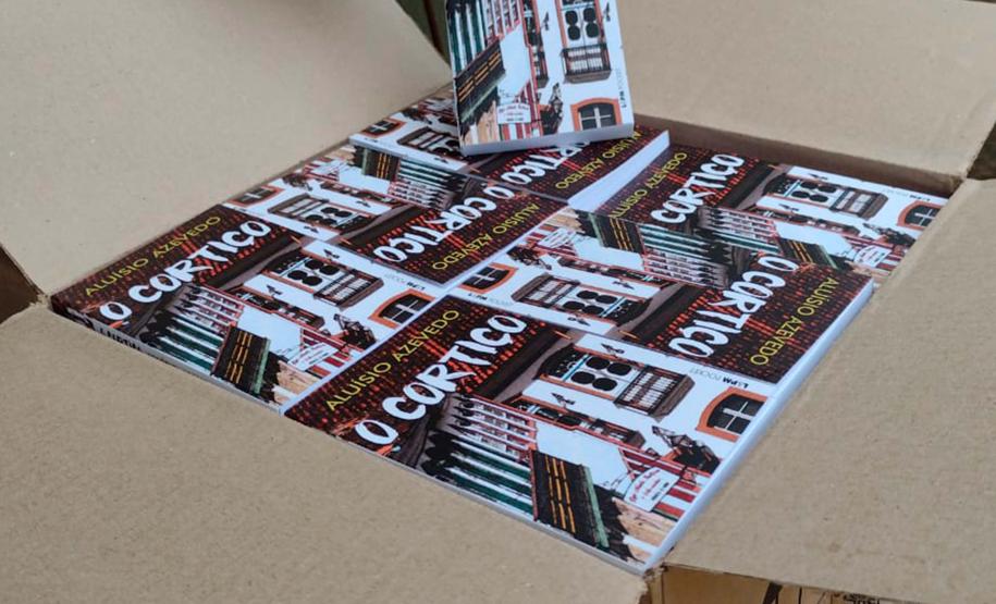 Depen recebe doação de livros do Ministério da Justiça Depen recebe doação de livros do Ministério da Justiça