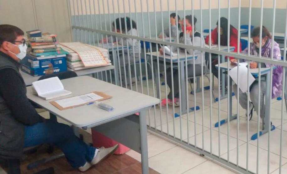 Paraná tem quase 7 mil inscritos no Encceja para pessoas privadas de liberdade Paraná tem quase 7 mil inscritos no Encceja para pessoas privadas de liberdade