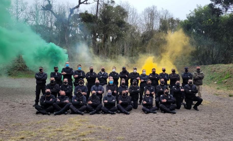 Depen capacita agentes penitenciários com curso de tecnologias não letais Ao todo, 32 profissionais tiveram aulas teóricas e práticas que aconteceram no Complexo Penitenciário de Piraquara, na Região Metropolitana de Curitiba.